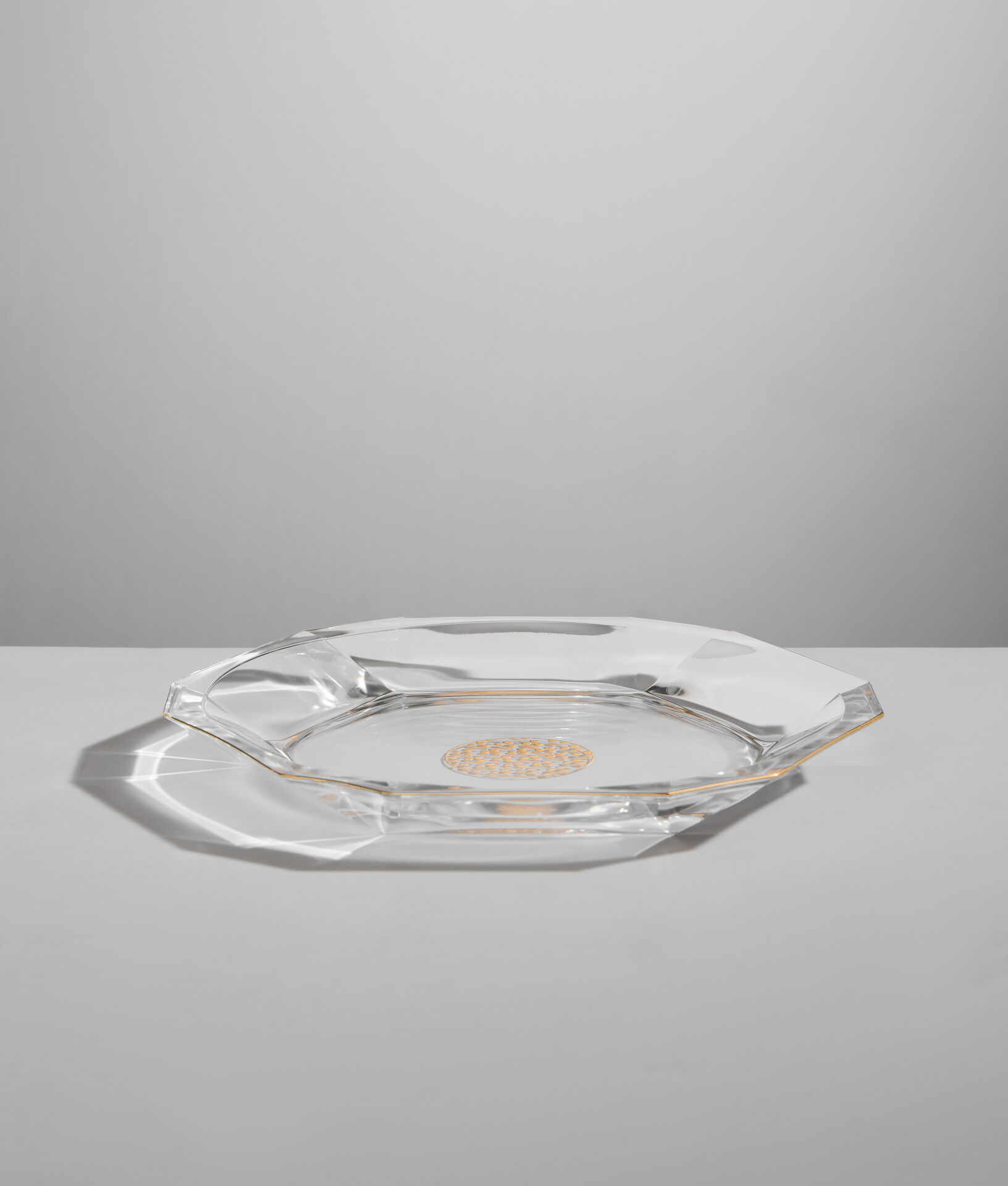 ZENATOLİA Servis Tabağı [18cm]